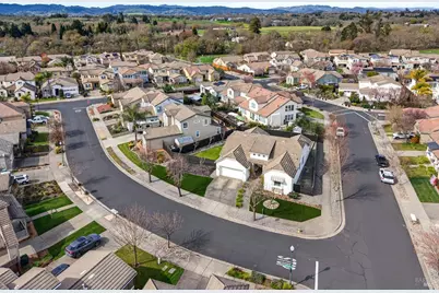 536 Sauvignon Place, Windsor, CA 95492 - Photo 2