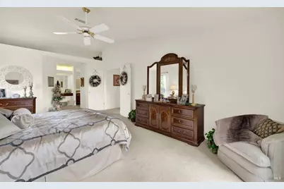 325 Fieldstone Court, Vacaville, CA 95687 - Photo 32