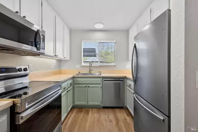 209 Elbridge Avenue #F, Cloverdale, CA 95425 - Photo 6