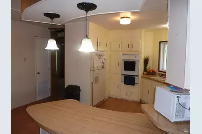 10755 Mobile Village Way #77, Willits, CA 95430 - Photo 12