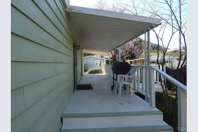10755 Mobile Village Way #77, Willits, CA 95430 - Photo 8