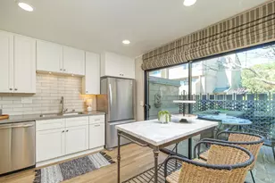 27 Mariposa Ln, Novato, CA 94947 - Photo 2