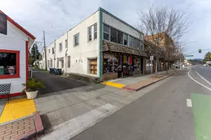 38 S Main St, Willits, CA 95490 - Photo 2