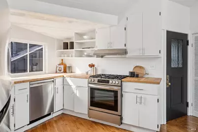 484 Summit Avenue, Mill Valley, CA 94941 - Photo 12