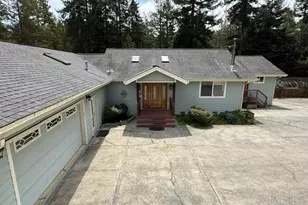 18920 Timber Pointe Dr, Fort Bragg, CA 95437 - Photo 2