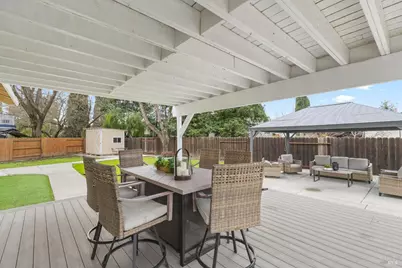 112 Melrose Court, Vacaville, CA 95687 - Photo 46