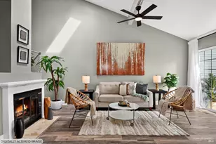 195 E B St, Benicia, CA 94510 - Photo 1