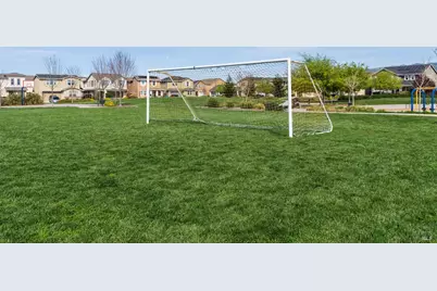 7465 Walker Way, Rohnert Park, CA 94928 - Photo 42