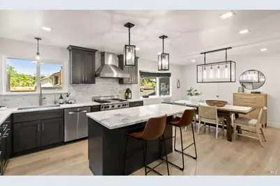 38 Twelveoak Hill Drive, San Rafael, CA 94903 - Photo 2