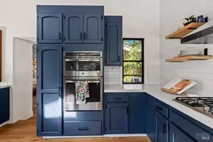 913 Valley View Dr, Healdsburg, CA 95448 - Photo 22