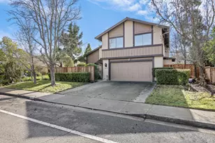 902 Bolton Cir, Benicia, CA 94510 - Photo 2