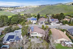 902 Bolton Cir, Benicia, CA 94510 - Photo 40