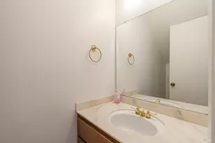 19 Burdell Ct, Novato, CA 94949 - Photo 12