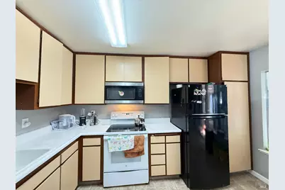 937 Pacific Avenue, Fairfield, CA 94533 - Photo 2