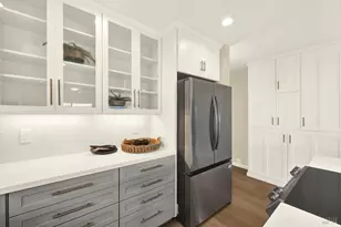 926 W K St, Benicia, CA 94510 - Photo 24