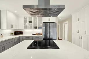 926 W K St, Benicia, CA 94510 - Photo 22