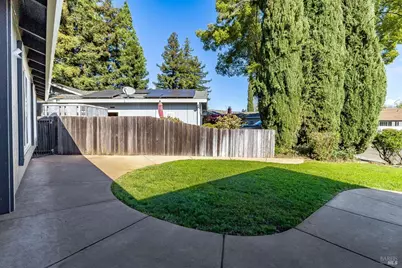 1155 Mulberry Lane, Dixon, CA 95620 - Photo 10