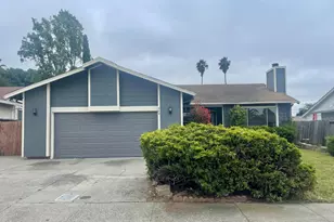 464 Evelyn Cir, Vallejo, CA 94589 - Photo 1