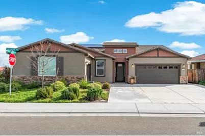 745 Jasmine Street, Dixon, CA 95620 - Photo 2