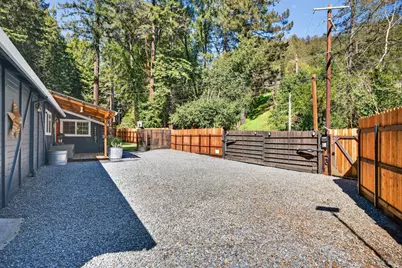 11207 Vellutini Road, Forestville, CA 95436 - Photo 36