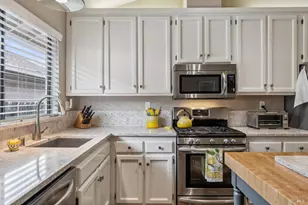 1239 Herbazal St, Sonoma, CA 95476 - Photo 14