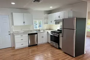 717 N McDowell Blvd, Petaluma, CA 94954 - Photo 2