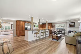 28 Washington St, Novato, CA 94947 - Photo 2