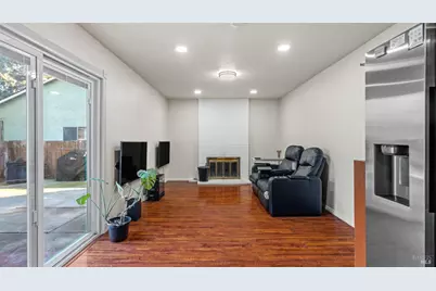 113 Christine Drive, Vacaville, CA 95687 - Photo 12