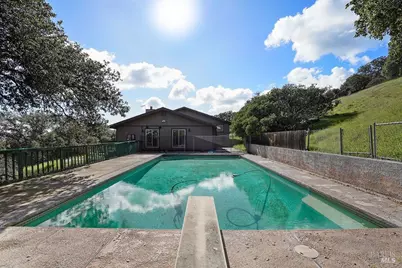 2410 Oakridge Lane, Benicia, CA 94510 - Photo 18