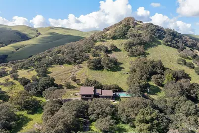 2410 Oakridge Lane, Benicia, CA 94510 - Photo 8