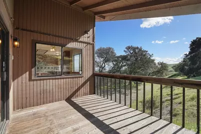 2410 Oakridge Lane, Benicia, CA 94510 - Photo 52