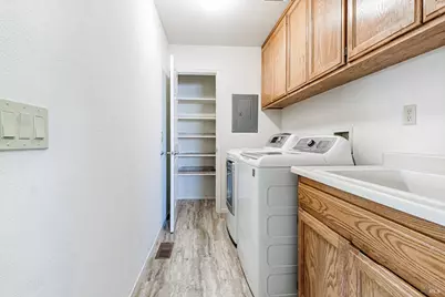 5984 Stone Bridge Road, Santa Rosa, CA 95409 - Photo 18