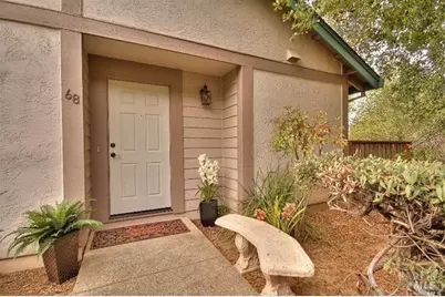 68 Village Circle, San Rafael, CA 94903 - Photo 1