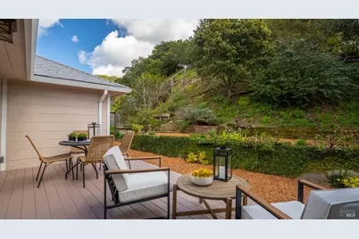 6 Sherwood Place, Novato, CA 94945 - Photo 34