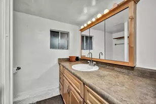 18528 N Shore Dr, Hidden Valley Lake, CA 95467 - Photo 34