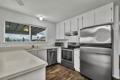 18528 N Shore Drive, Hidden Valley Lake, CA 95467 - Photo 14