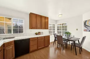 4924 Fairmont Ct, Fairfield, CA 94534 - Photo 12