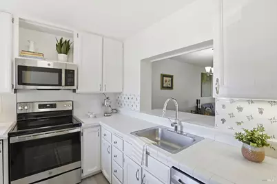 823 Via Casitas, Greenbrae, CA 94904 - Photo 4