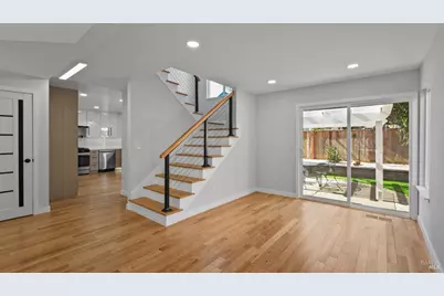 338 Ridgecrest Circle, Suisun City, CA 94585 - Photo 8