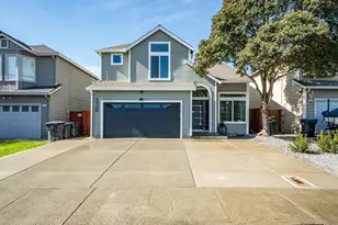 338 Ridgecrest Cir, Suisun City, CA 94585 - Photo 6
