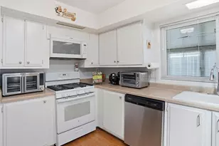 815 Las Palmas Ave, Novato, CA 94949 - Photo 8