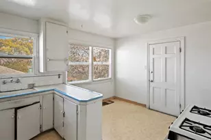 806 W 7th St, Antioch, CA 94509 - Photo 10