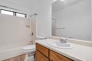 106 Courtyards E, Windsor, CA 95492 - Photo 12