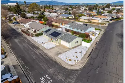 240 Long Street, Suisun City, CA 94585 - Photo 72