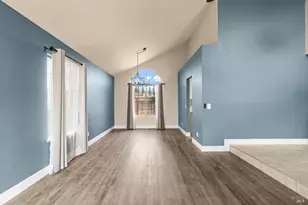 172 Cornell St, Windsor, CA 95492 - Photo 4