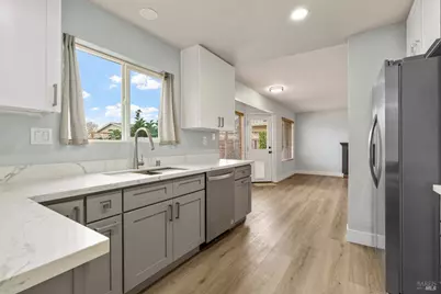 172 Cornell Street, Windsor, CA 95492 - Photo 14