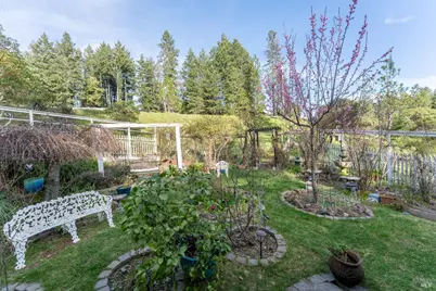 27581 Poppy Drive, Willits, CA 95490 - Photo 36