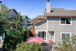 30 Regents Cir, Rohnert Park, CA 94928 - Photo 32