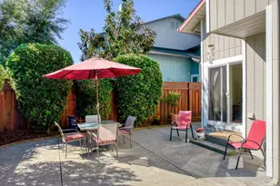 30 Regents Cir, Rohnert Park, CA 94928 - Photo 34