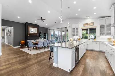 77 Chelsea Drive, Santa Rosa, CA 95403 - Photo 12